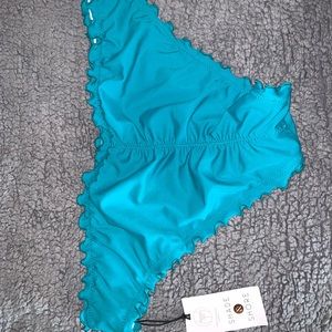 Ruffle swimsuit bottoms